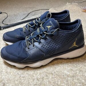 Nike Jordan Zoom Navy Gold Sneakers Size 16
